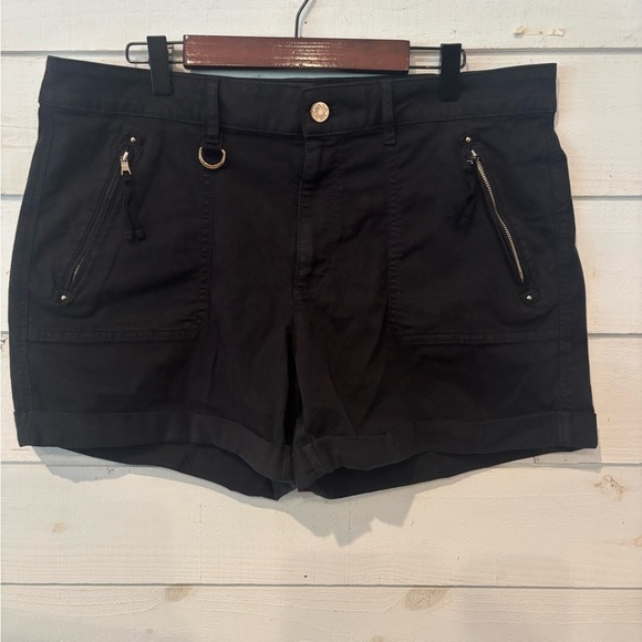 White House Black Market Black Cargo Shorts with Tailored Fit - Picture 5 of 15